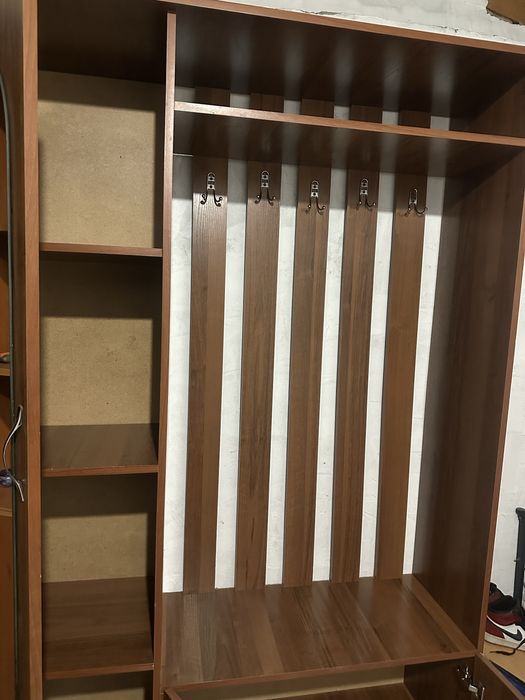 Продам шкаф-прихожку