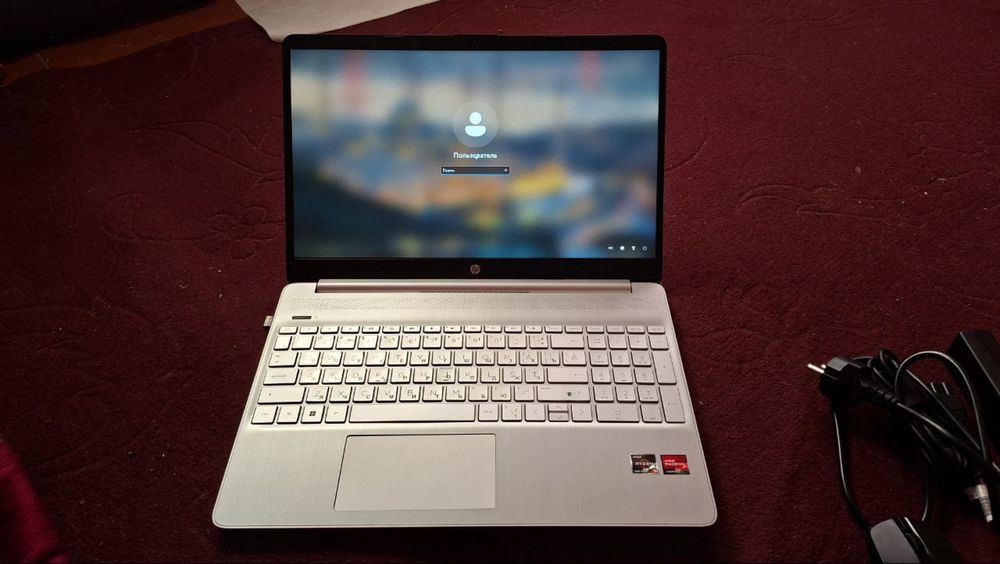 Notebook core 3    12 avlod