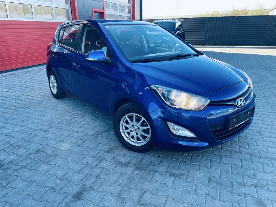 Hyundai i20. 4 pistoane 1.3 Benzina  Euro 5