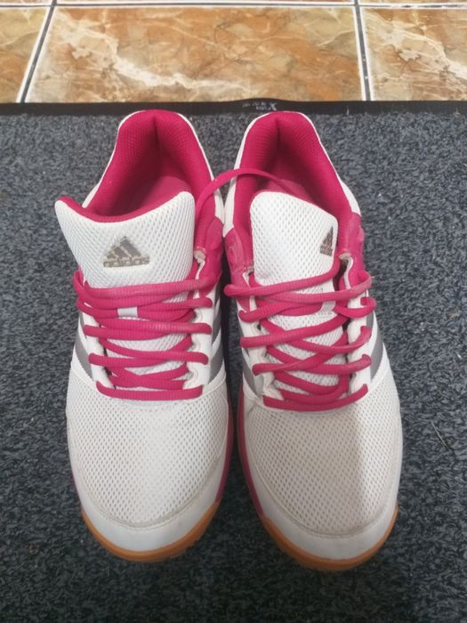 Adidas  purtat o singura data pt.barbat