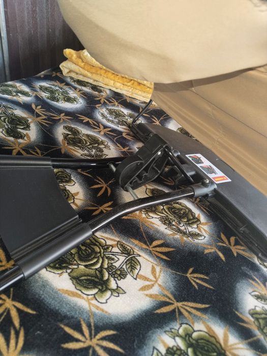 Продам детский шезлонг