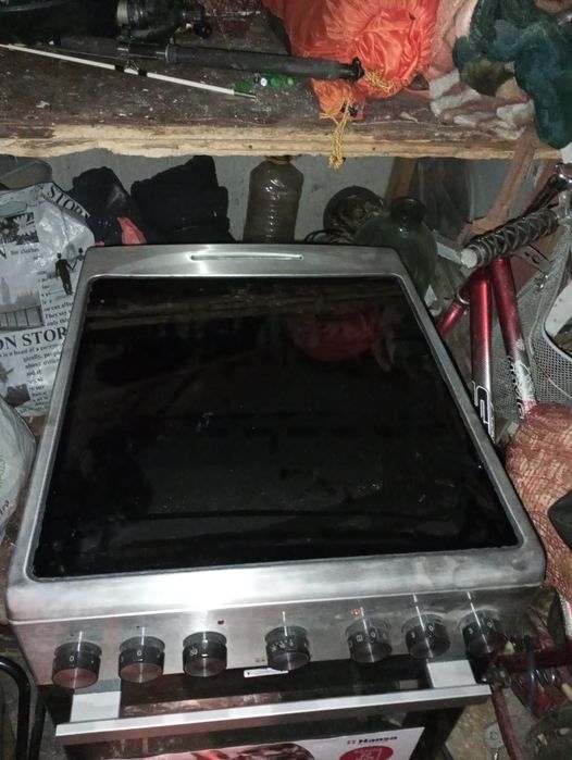 Продам индукционную плиту