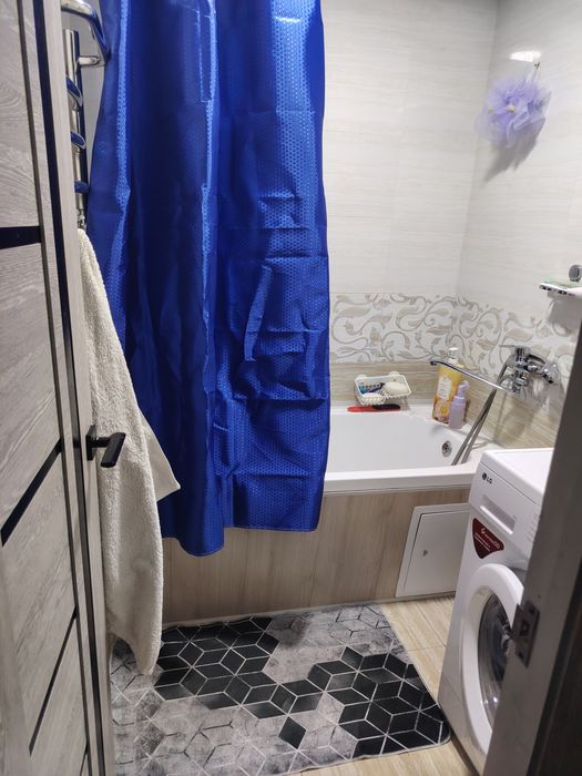 Kizlar uchun kvartira 3 ta qiz olaman akuratni toza hamma sharoitlari