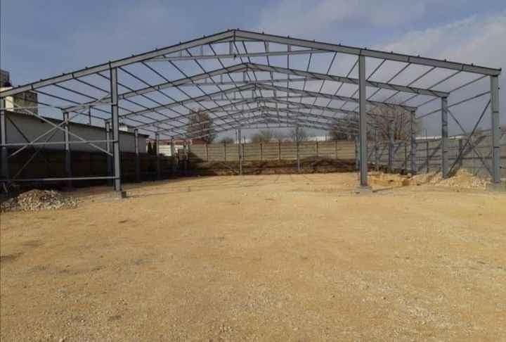 ferme metalice pentru hale cu deschidere a 12 m cu tot cu stâlpi