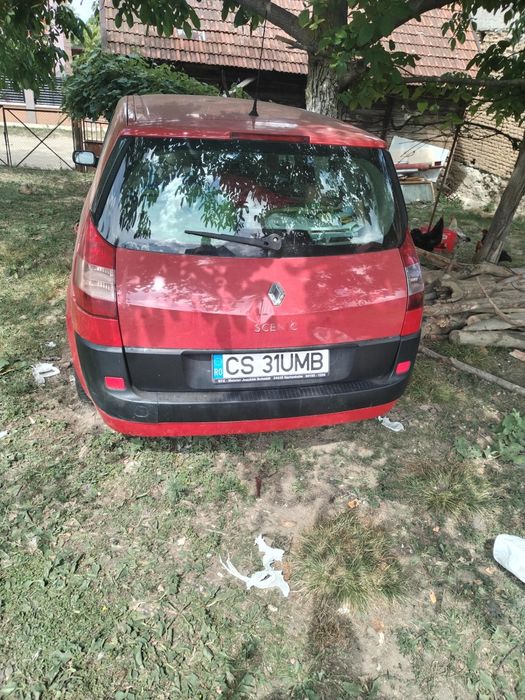 Vând Renault scenic