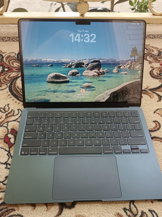 Macbook air m4 16/512