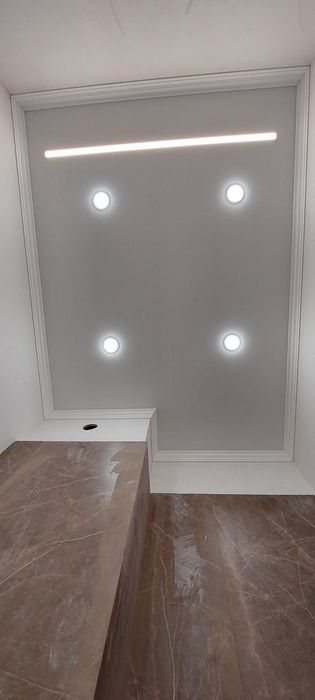 Поклейка галтелей, молдинг