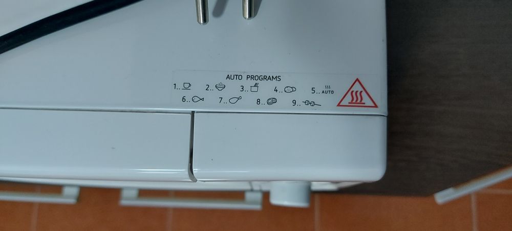 Cuptor microunde HANSA