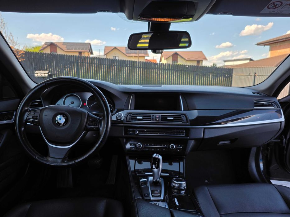 Vand BMW 518d Touring Automat 2015
