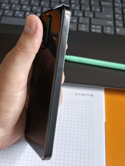 Xiaomi 13. 12/256