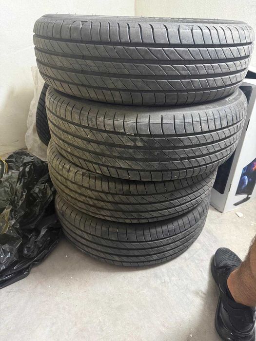 Anvelope Michelin e.PRIMACY 2 x 165/65 R15, 2 x 185/60 R15 ( de vară)