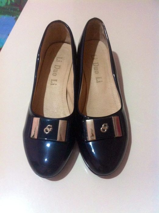 Женская обувь новая