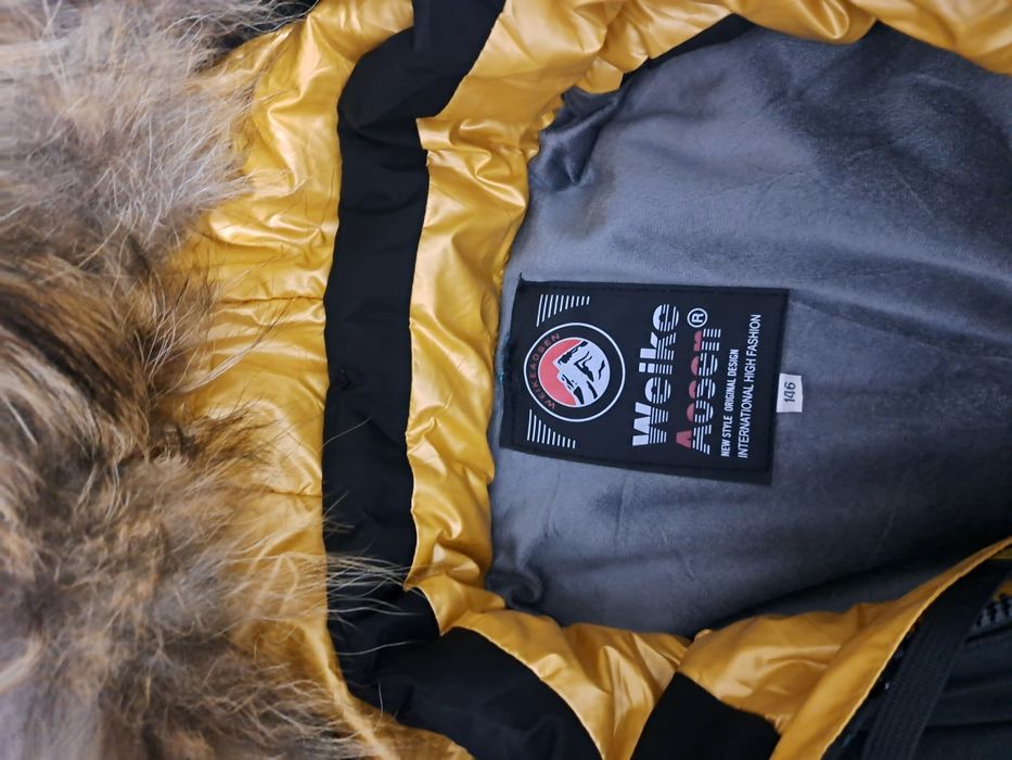 Куртка на мальчика лет 8-12