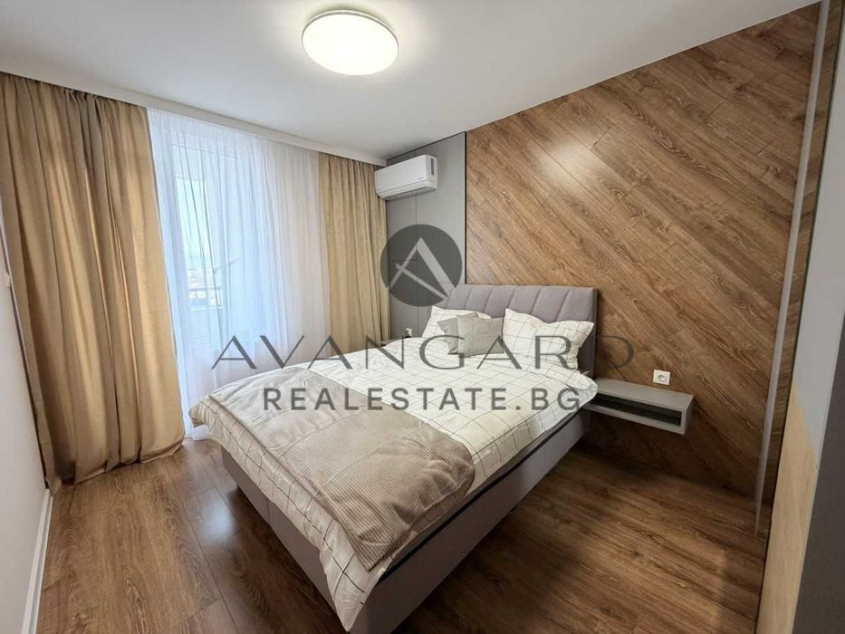 оф.25472 Дизайнерски тристаен/ Съдийски