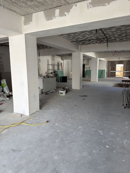 SPATIU COMERCIAL NOU la Parter!/Corneliu Coposu