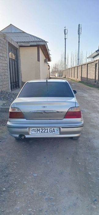 Nexia sons 2006 super kondetsioner sotiladi