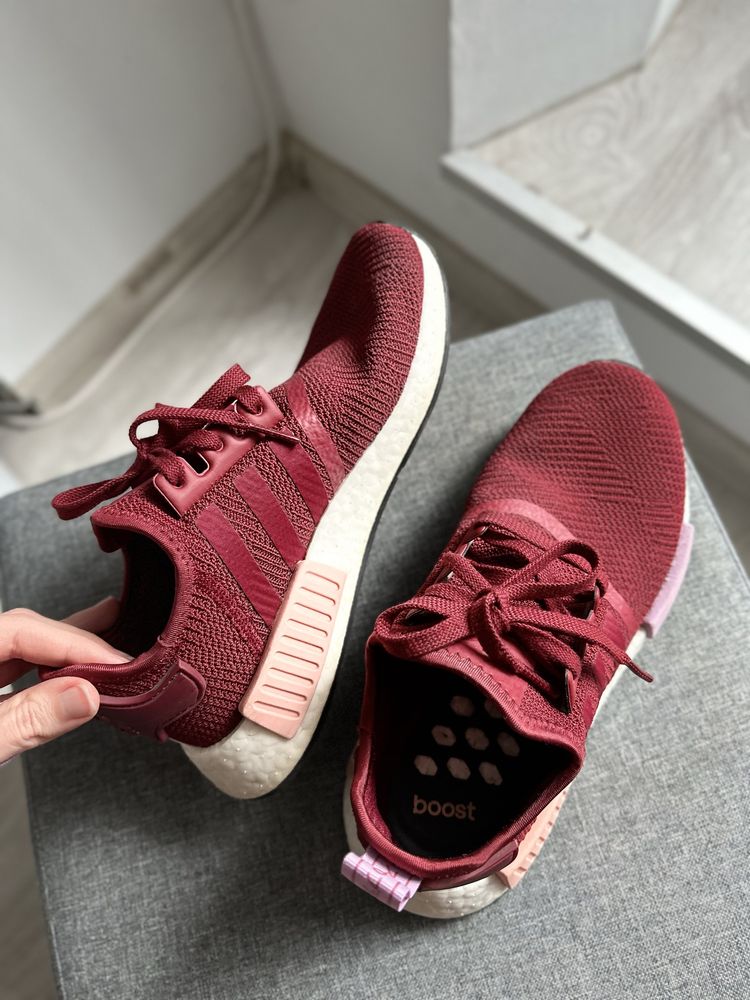 Adidas NMD red dama 39 1 3 Bucuresti Sectorul 3 OLX.ro