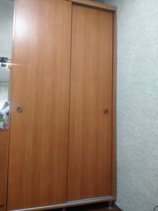 Продается шкаф срочно