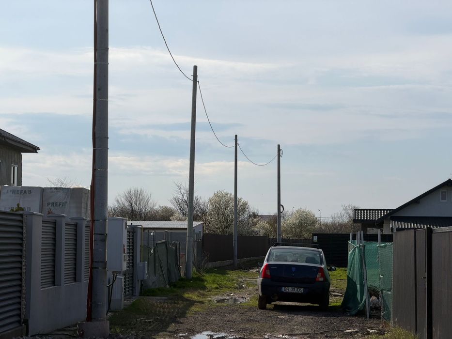Vand loturi teren pt casa in varsatura