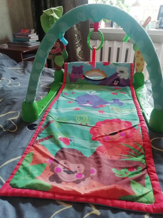 Продам игровой коврик для малышей