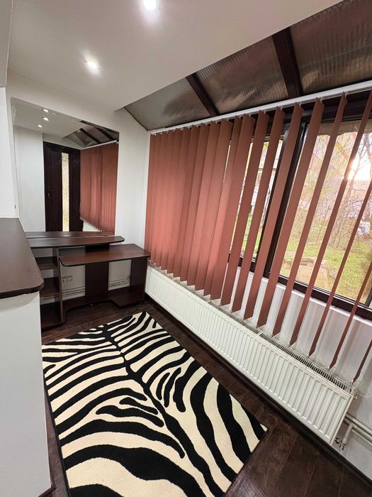 Inchiriez apartament 3 camere