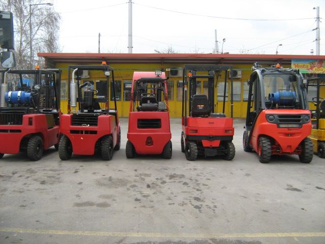 Продавам мотокари, газокари и електрокари. Цената е с ДДС.