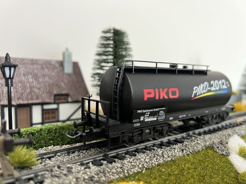 Vind vagon cisterna Piko editie aniversara