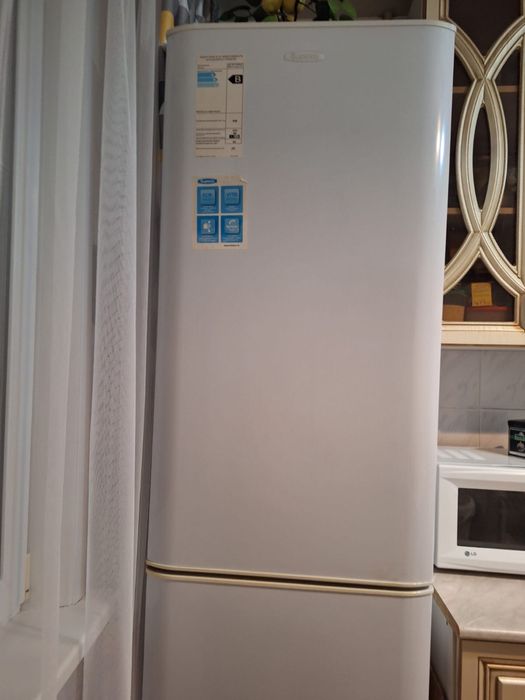 Холодильник бирюса