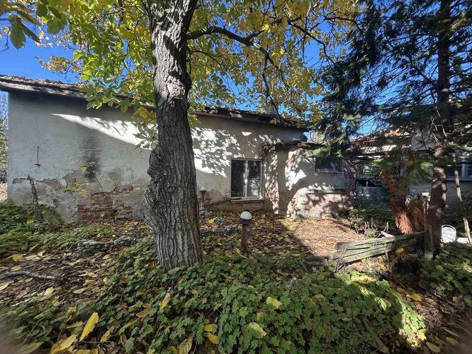 Продава се Къща в с. Доброславци, Област София-град - 700 кв.м за 117 €/кв.м - Снимка #5