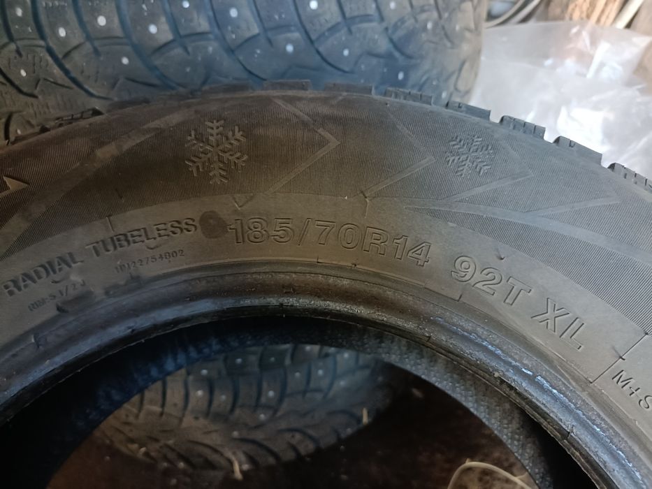 Шины 185/70/14  продам