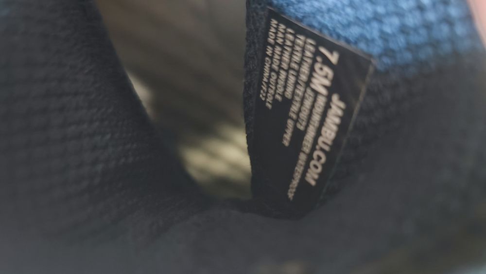 Спорни обувки JAMBU естествена кожа