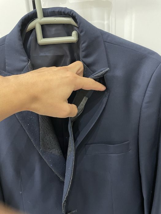 Продам костюм тройка