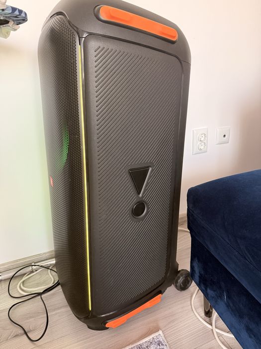JBL Partybox 710  800w