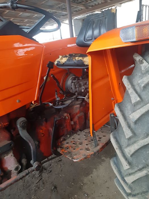CITITI DESCRIEREA. Tractor Utb 445 De Vanzare