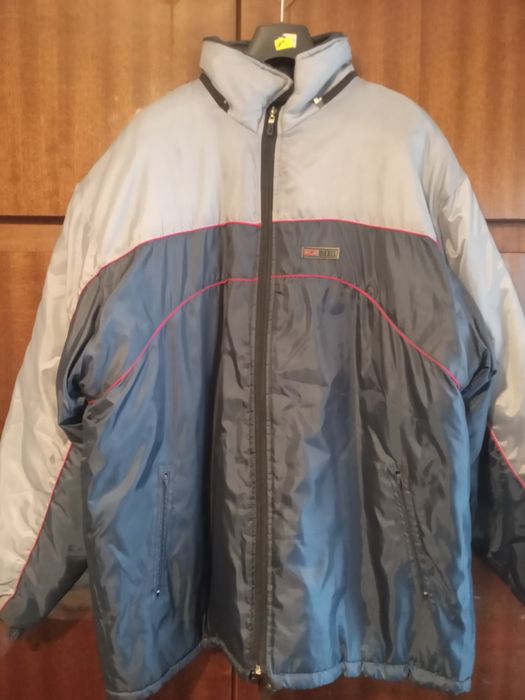 Дрехи,яке,шума. Нова