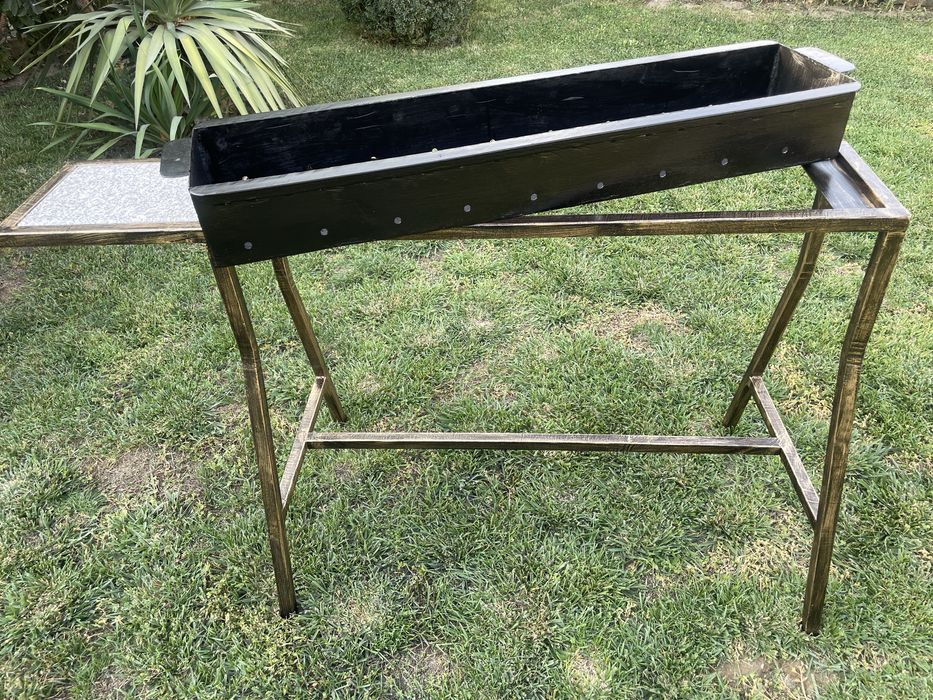 Продаются мангалы.