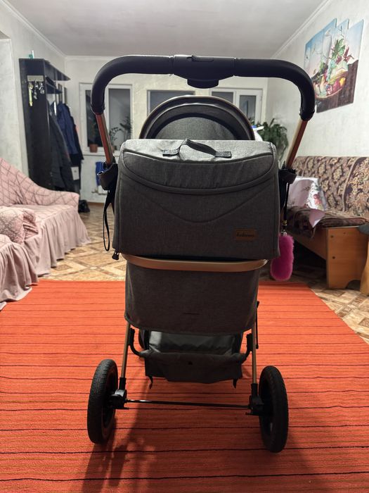 Коляски детские.!!