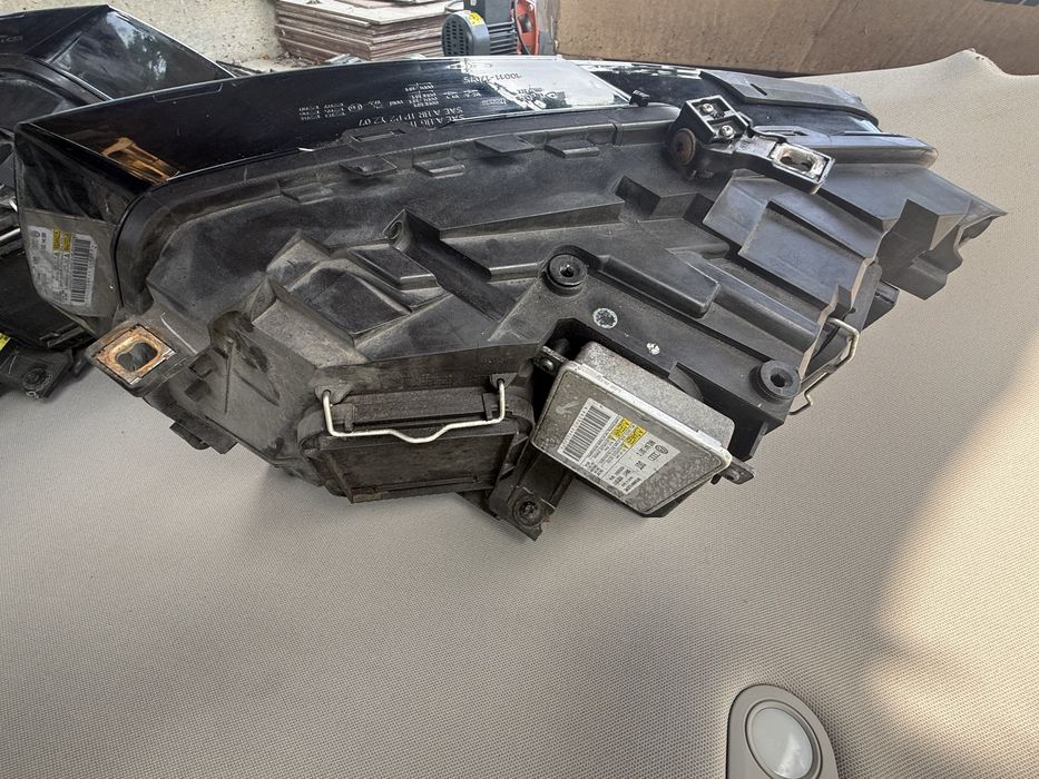 Faruri xenon/led Audi Q5