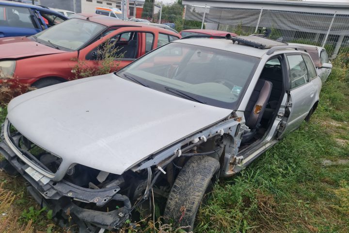 Lampa / Tripla stop stanga pe aripa Audi A4 B5