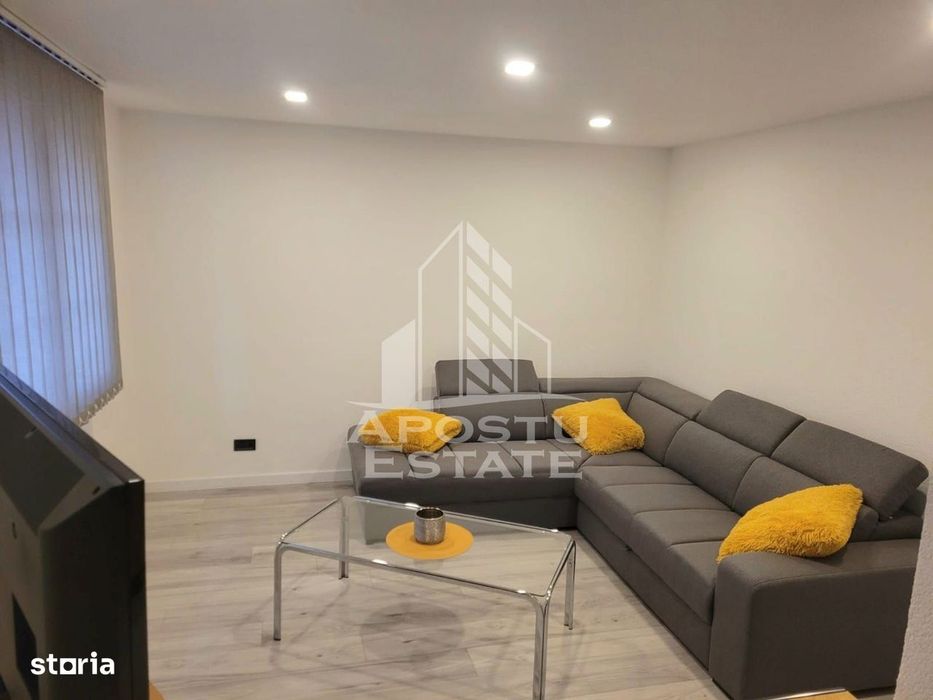 Casa desfasurata pe doua niveluri,zona Podgoria
