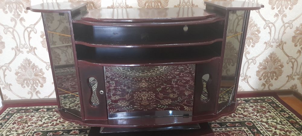 Телевизор  учун поставка