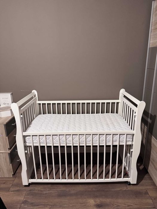 Patut bebelus Baby Needs