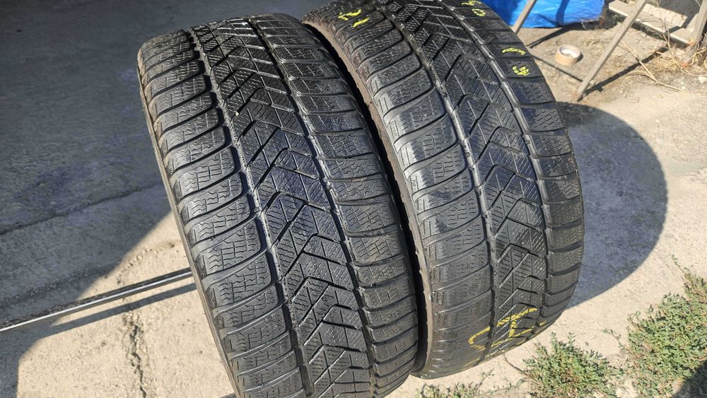 235/40 R19 • Iarna • Pirelli Sottozero 3 TO PNCS 96V | 2 buc | Pret/buc