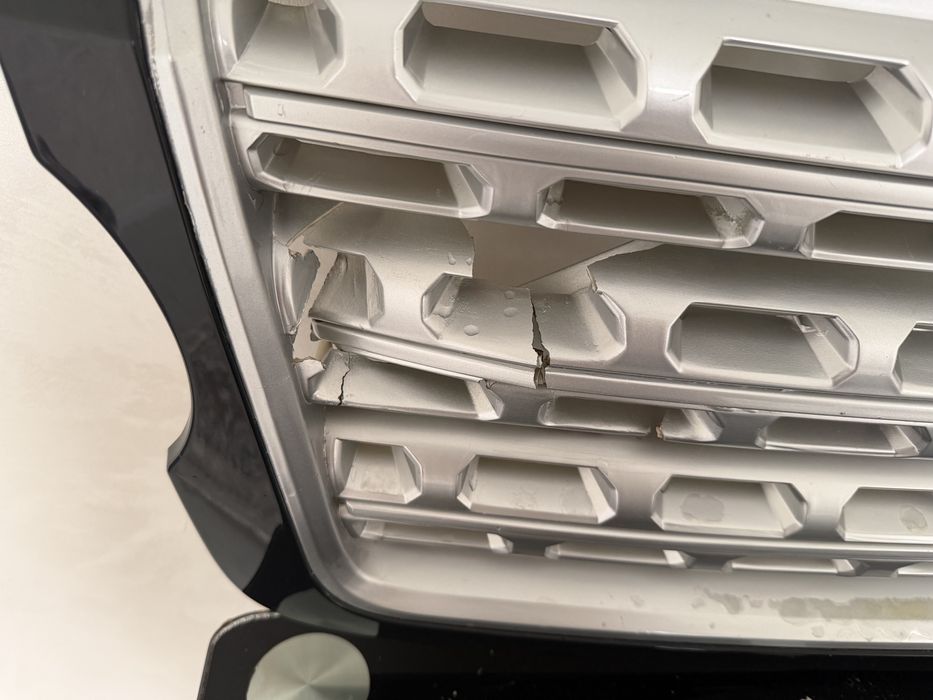 Решетка радиатора Range Rover