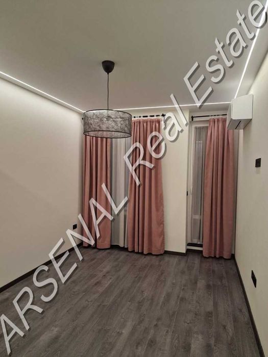 Дава се под наем Тристаен апартамент в София, Лозенец - 110 кв.м за 1196.97 € - Снимка #4