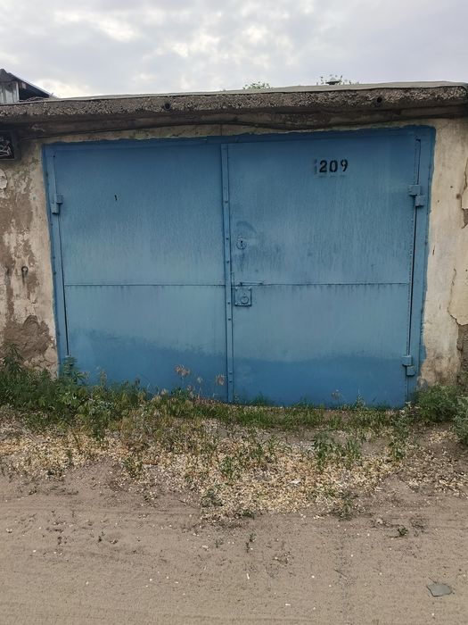 Гараж! В гаражном кооперативе "Робот"