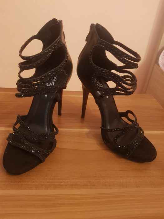 Michael Kors, Calvin Klein, HM, ZU