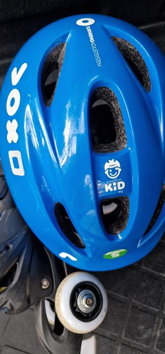 Role unisex cu cască