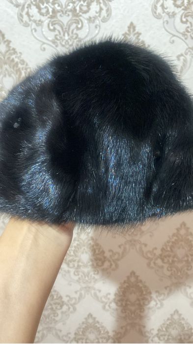 Шапка норковая продается.срочно.