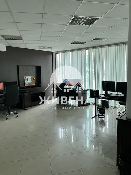 Продава се Офис в Варна, ХЕИ - 160 кв.м за 2391 €/кв.м - Снимка #4